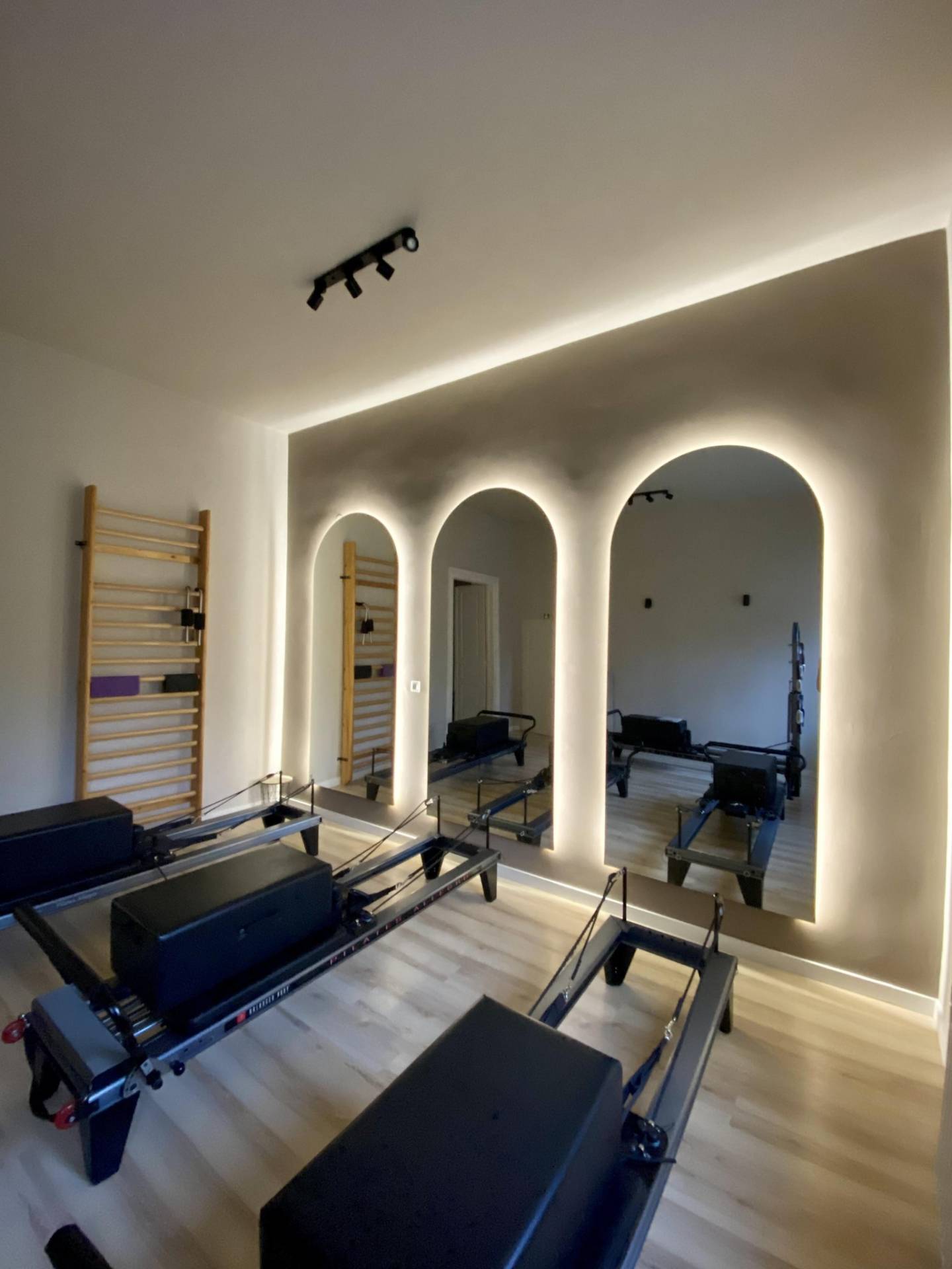 győri studio 