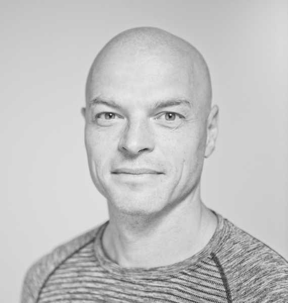 Fűzy Gábor, nemzetközi Pilates mestertanár, stúdióvezető 